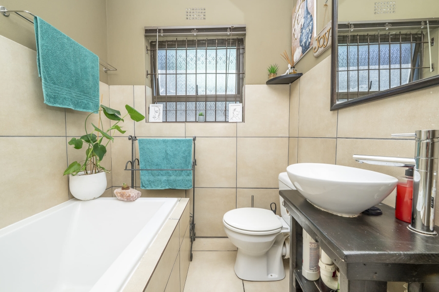 3 Bedroom Property for Sale in Viking Village Western Cape